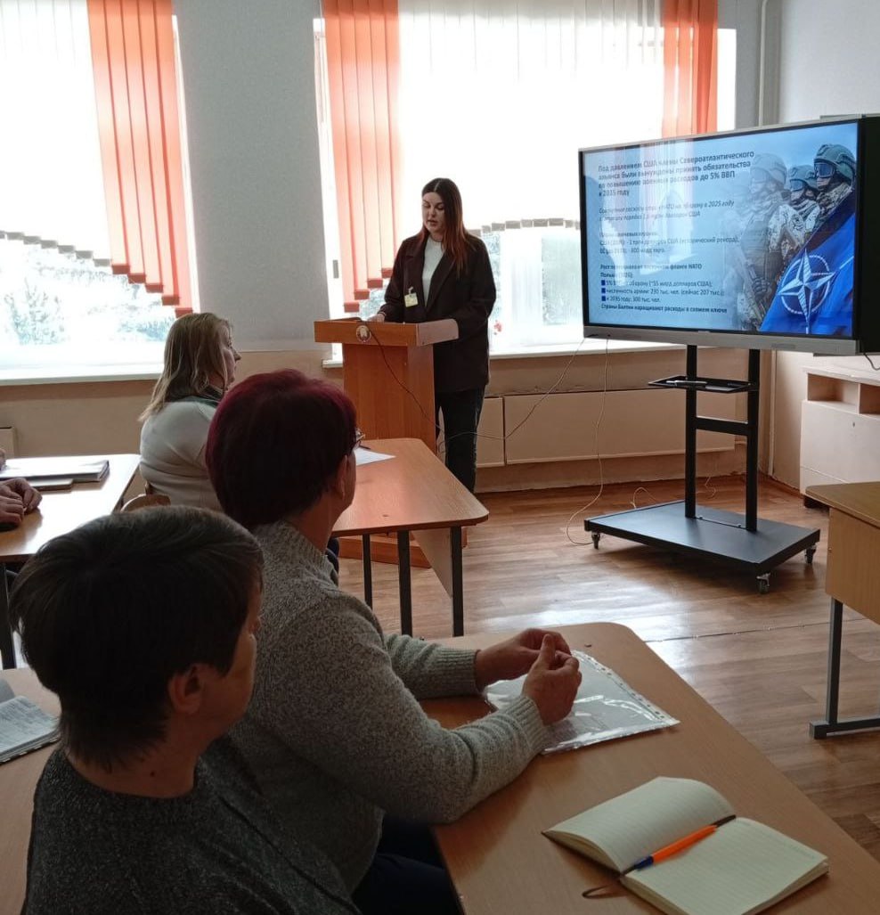 edinyy-den-informirovaniya-segodnya-okhvatil-mnogie-trudovye-kollektivy-beshenkovichchiny_4