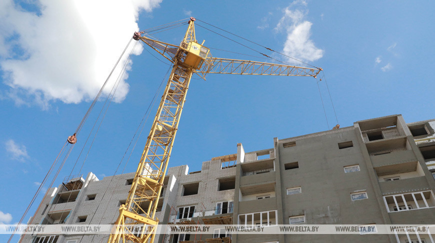 В Беларуси в январе-апреле построили 14,6 тыс. квартир