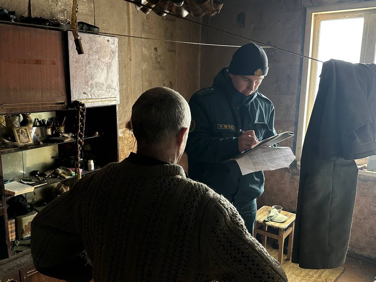 spasateli-proveli-v-ullskom-selsovete-profilakticheskie-meropriyatiya-dom-bez-pozhara_5