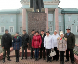 МИТИНГ КО ДНЮ ОКТЯБРЬСКОЙ РЕВОЛЮЦИИ