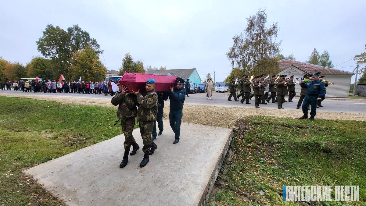 В Дубровенском районе перезахоронили останки 18 красноармейцев