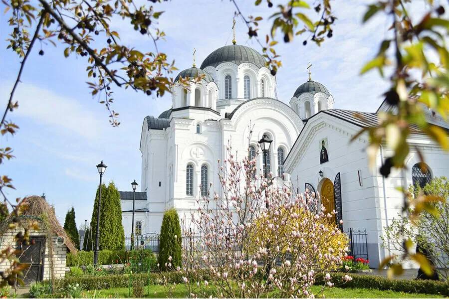 Руководство Витебской области поздравляет жителей региона с 900-летием Спасо-Евфросиниевского монастыря в Полоцке