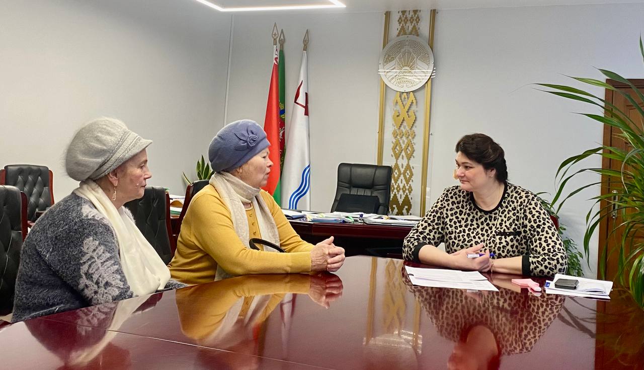 Прием граждан провела Галина Унукович