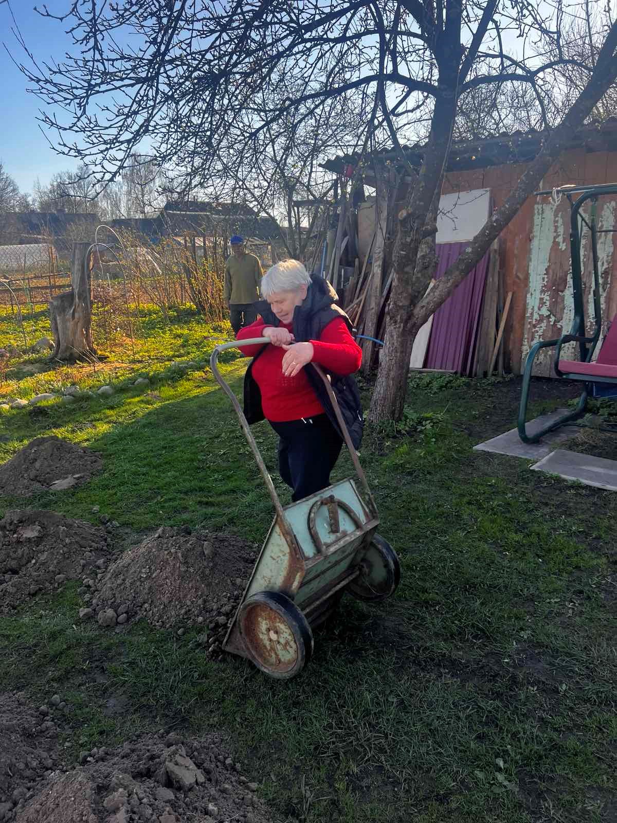 narodnoyzemlezhivikakkhozyain_1