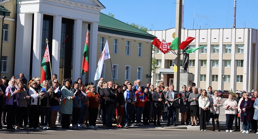 Районную Доску Почета торжественно обновили в Бешенковичах