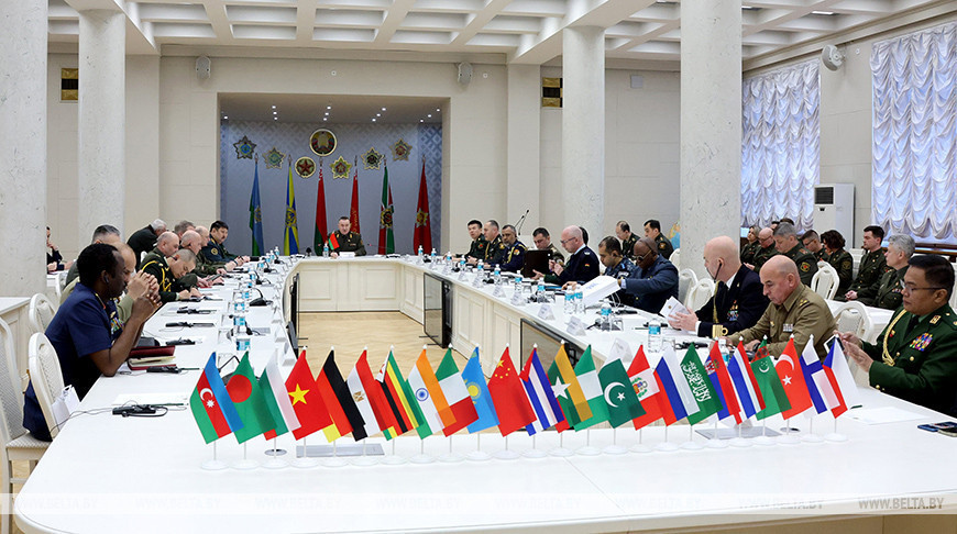 Belarus’ Defense Ministry sees no prerequisites for military, political de-escalation in the world