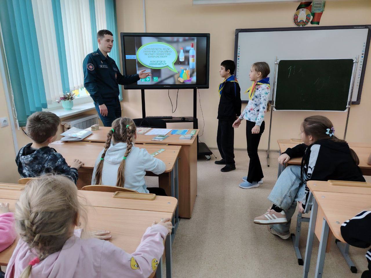 Безопасные каникулы с МЧС продолжаются