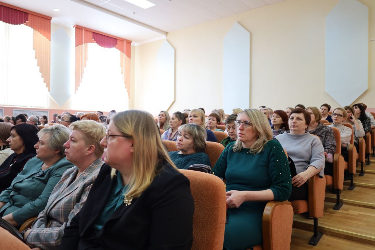 segodnya-proshlo-zasedanie-itogovogo-soveta-otdela-po-obrazovaniyu-beshenkovichskogo-rayispolkoma_5