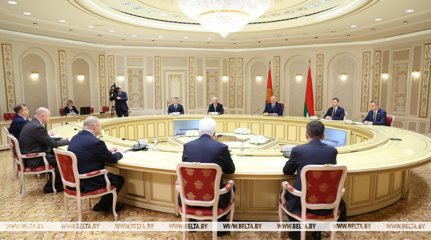 "Надо ориентироваться на свое". Лукашенко о ключевом аспекте сотрудничества с Россией