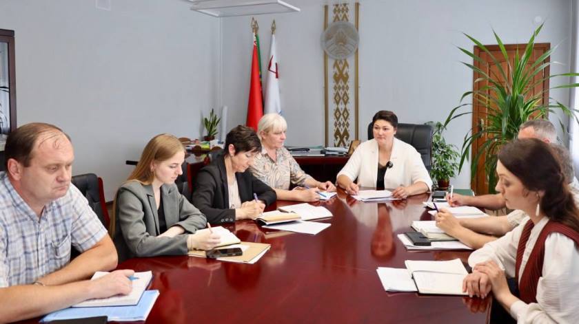 Совершенствование контрольно-надзорной деятельности стало темой совещания у председателя райисполкома Галины Унукович