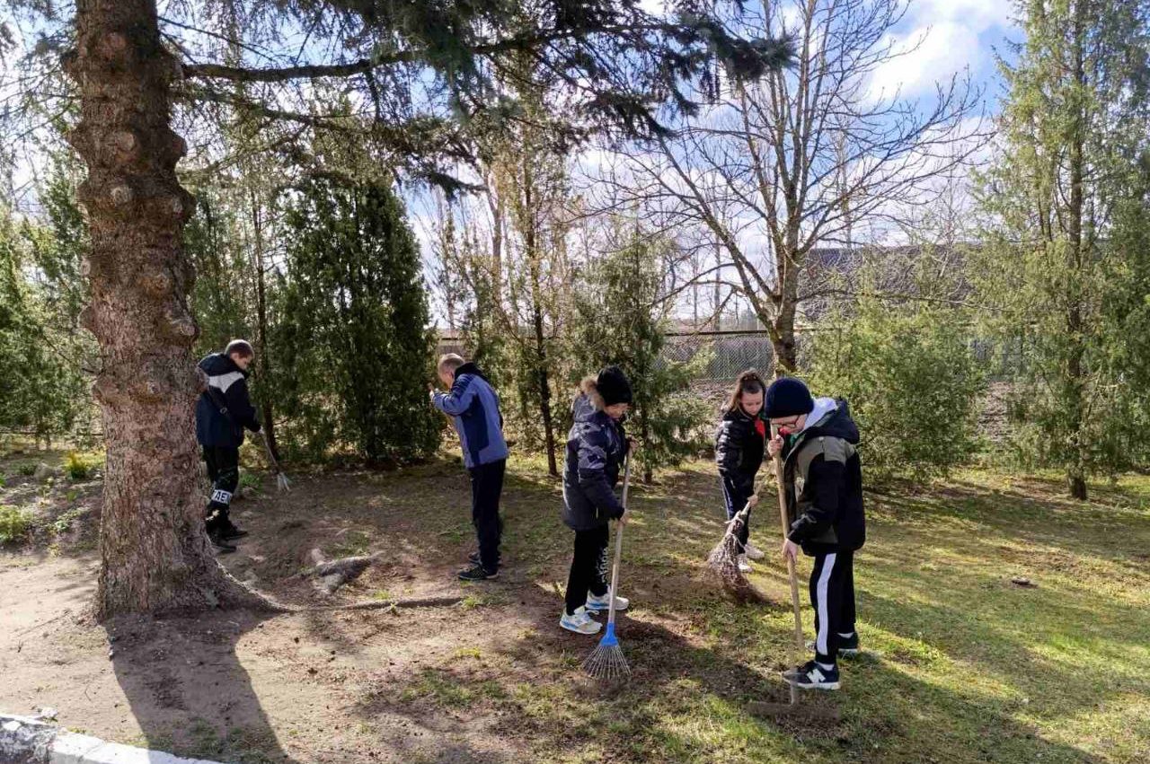 Участие в субботнике – добрая пионерская традиция