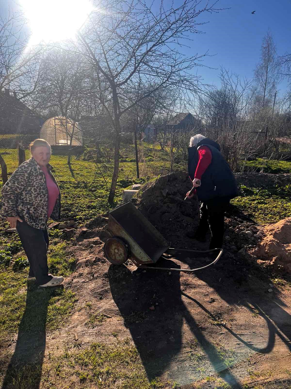 narodnoyzemlezhivikakkhozyain_0