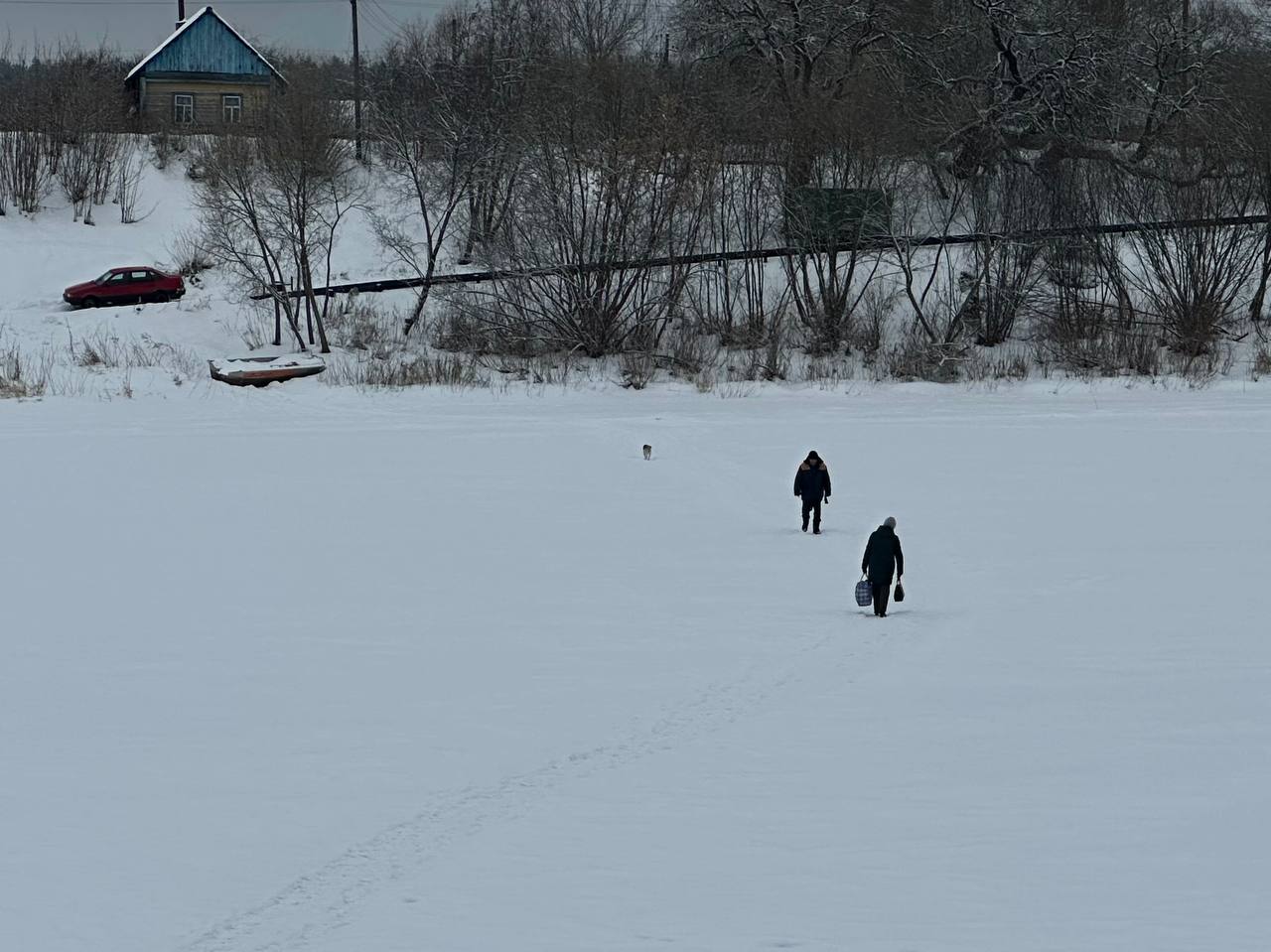 Безопасность на зимних водоемах: РОЧС совместно с представителями ОСВОД провели рейды в местах массового выхода людей на лед