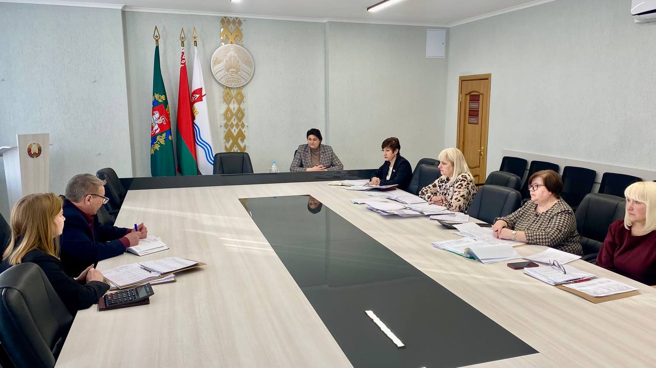 В Бешенковичском райисполкоме обсудили перспективы развития предприятий на 2026 год