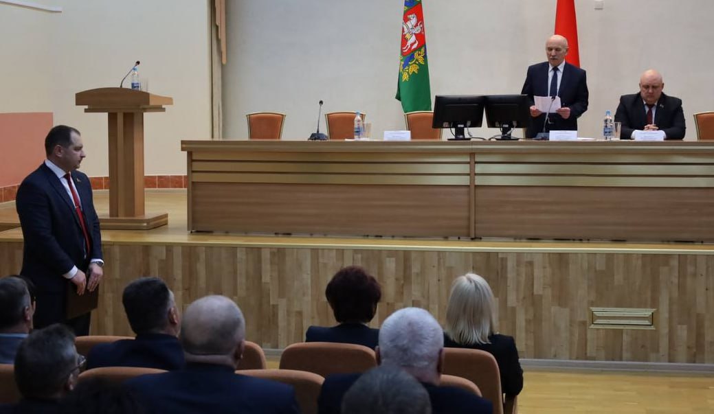 v-beshenkovichskom-rayone-izbran-novyy-predsedatel-rayonnogo-soveta-deputatov_0