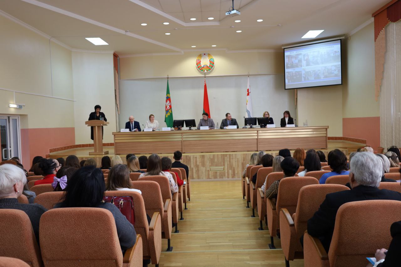 Сегодня прошло заседание итогового Совета отдела по образованию Бешенковичского райисполкома