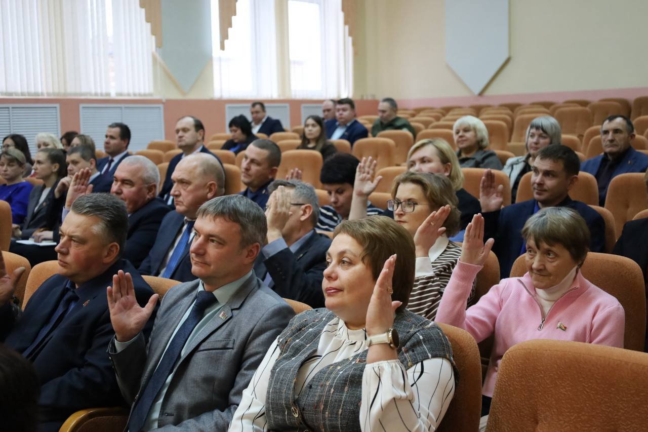 v-beshenkovichskom-rayone-izbran-novyy-predsedatel-rayonnogo-soveta-deputatov_1