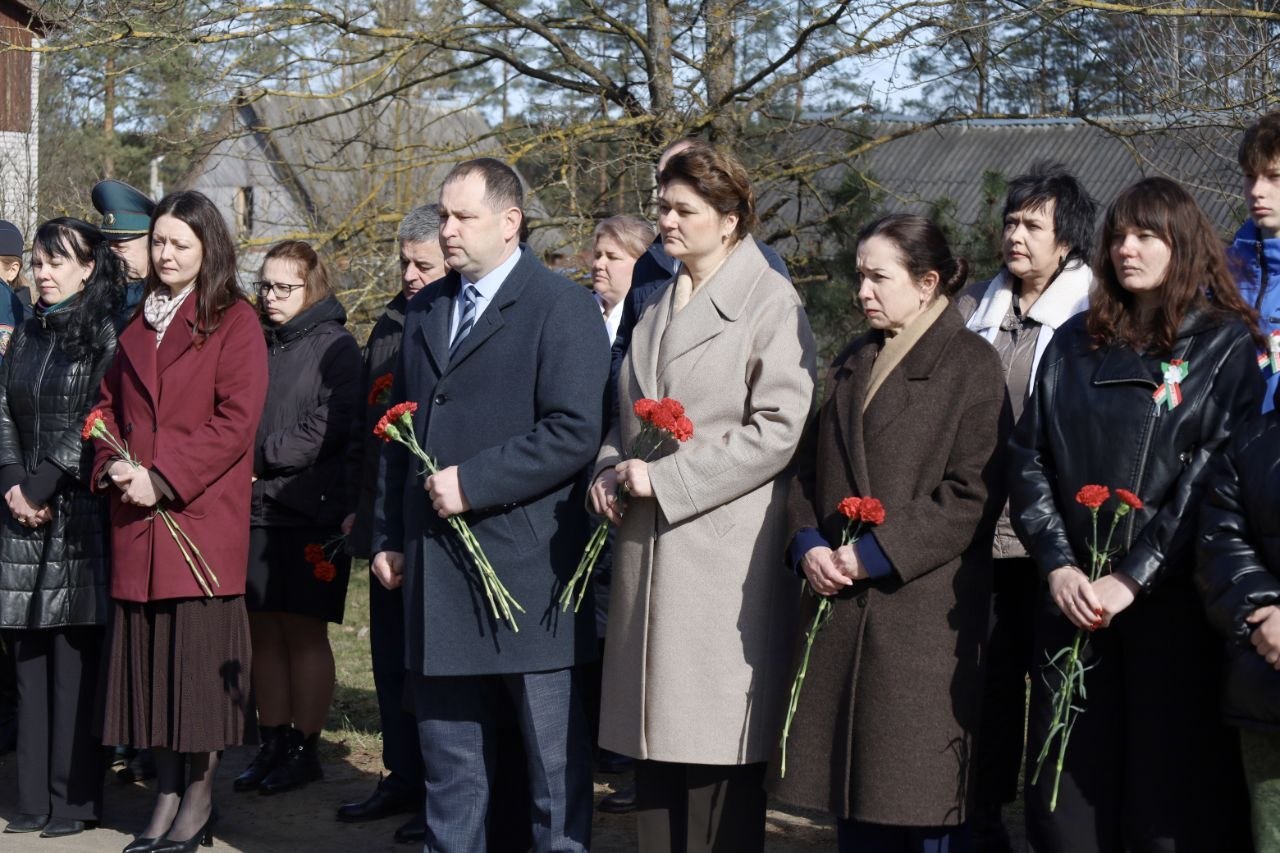 В Бешенковичах прошел митинг-реквием