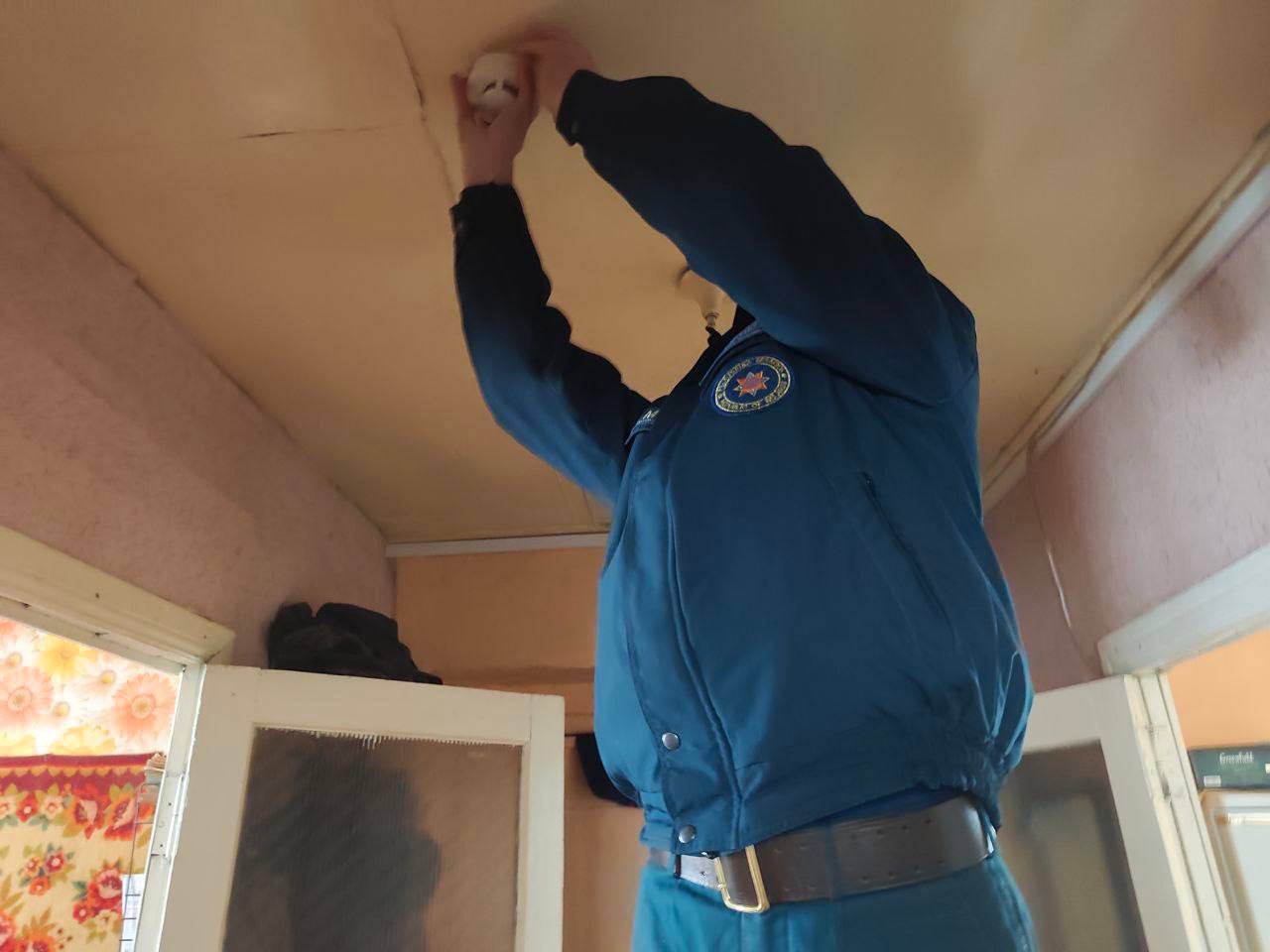 spasateli-proveli-v-ullskom-selsovete-profilakticheskie-meropriyatiya-dom-bez-pozhara_3