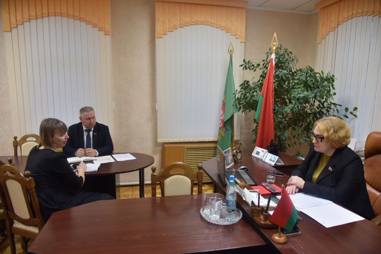 Рабочий визит в Глубокский район: Анжелика Никитина обсудила развитие региона и инвестиционные проекты