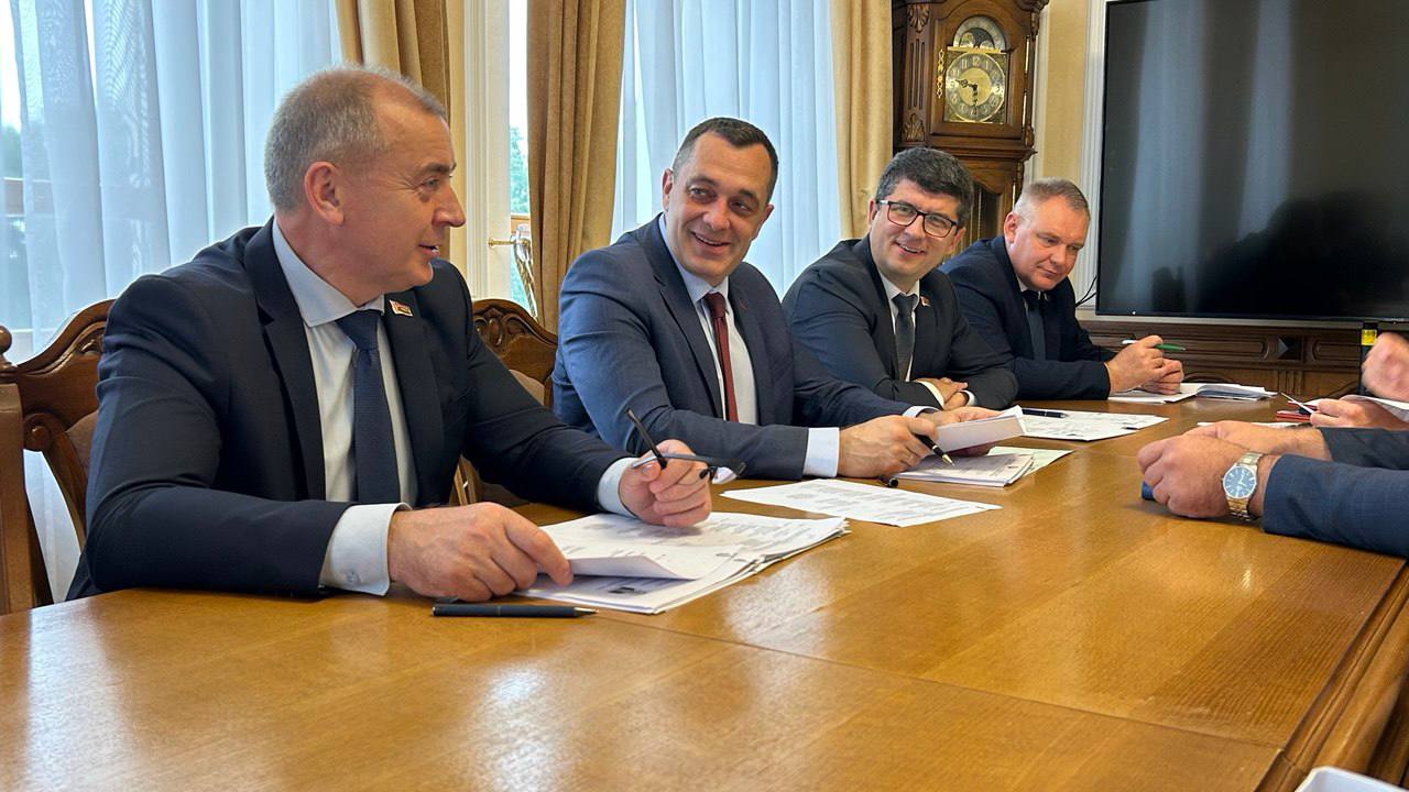 Кадровый день проходит в Витебском облисполкоме