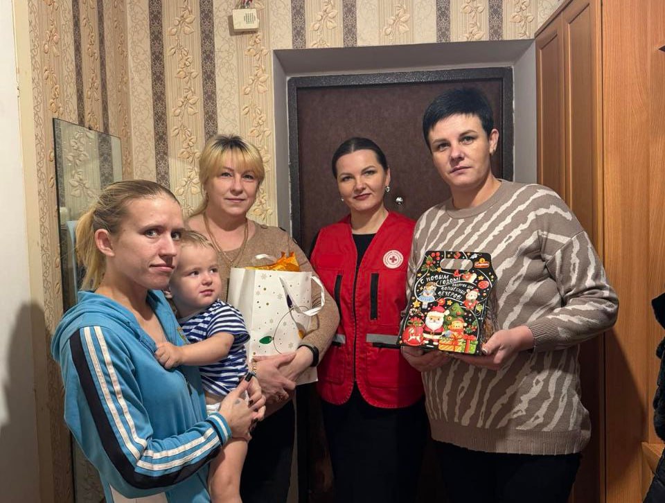 beshenkovichane-aktivno-prinimayut-uchastie-v-blagotvoritelnoy-kampanii-bkk-yelka-zhelaniy_1