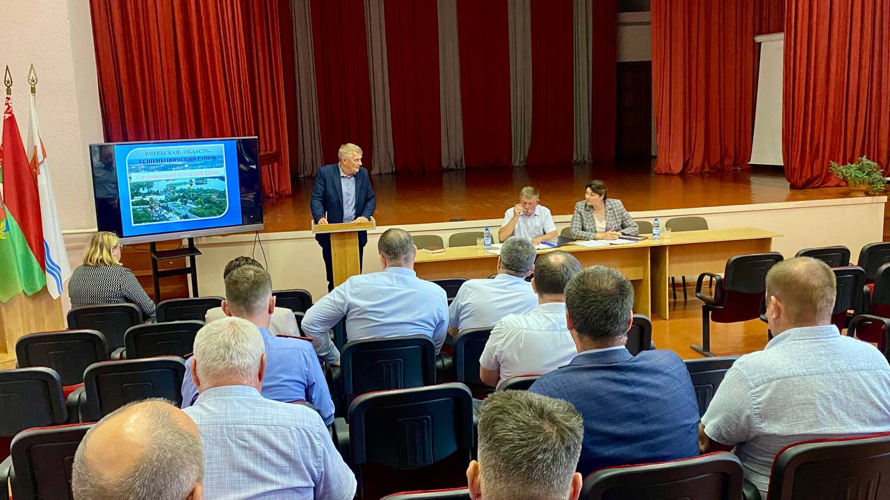 Обсудили вопросы благоустройства в сельских населенных пунктах Бешенковичского района