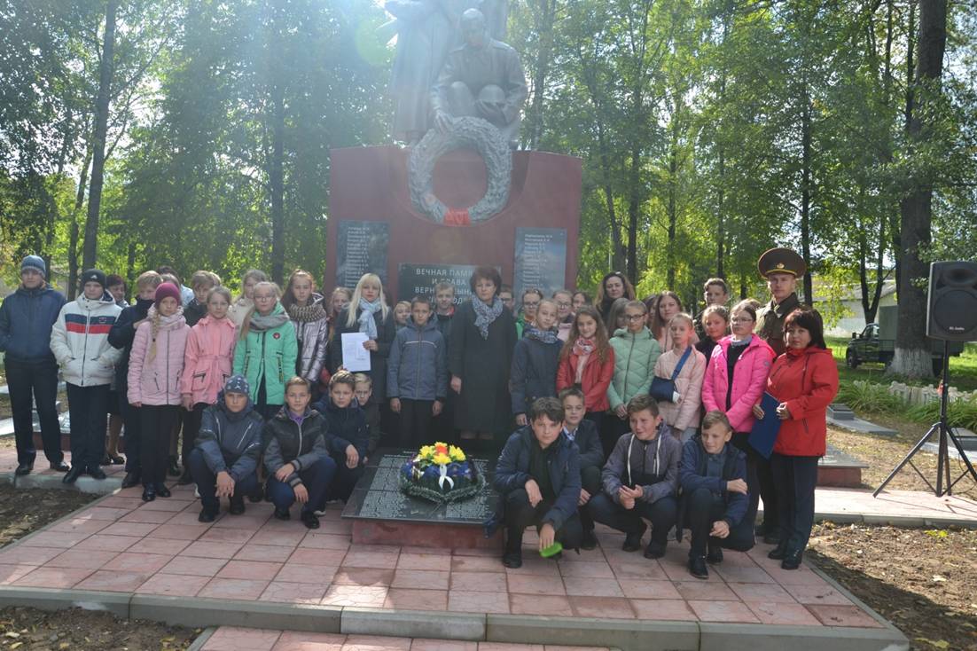 Пытанне па арганізацыі работы па ўвекавечанні памяці абаронцаў Айчыны і догляду за помнікамі вайсковай славы і воінскімі пахаваннямі разгледжаны на чарговым пасяджэнні Бешанковіцкага райвыканкама