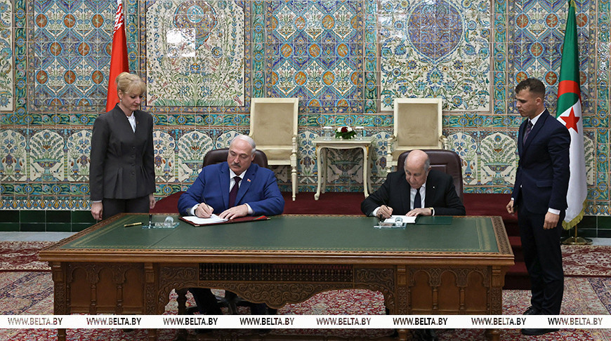 Беларусь и Алжир договорились об укреплении дружбы и приняли дорожную карту на предстоящие два года