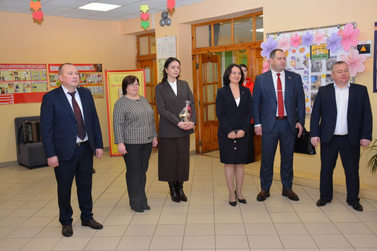 Делегация Бешенковичского района во главе с заместителем председателя райисполкома Александром Ерашовым с официальным визитом пребывает в Вурнарском муниципальном округе Чувашской Республики