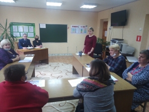 Прокуратурой района в ходе проверки исполнения законодательства о защите прав детей в приёмных семьях проведено общение с приёмными родителями 
(с целью обобщения положительного опыта)