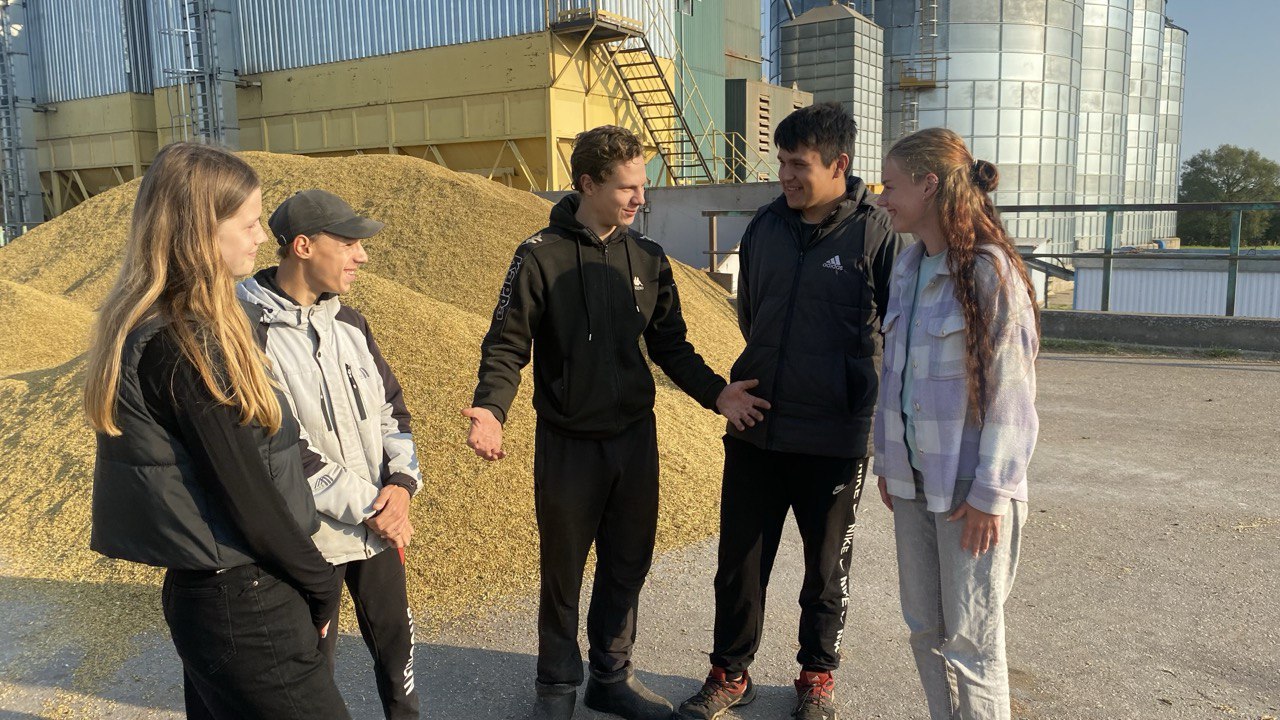 На пять молодых специалистов «разбогатело» в этом году ЗАО «АСБ-Агро Новатор»