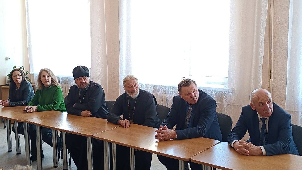 vstrecha-s-uchastiem-delegatsii-iz-chuvashskoy-respubliki-proshla-v-ullskom-gosudarstvennom-kolledzh_2